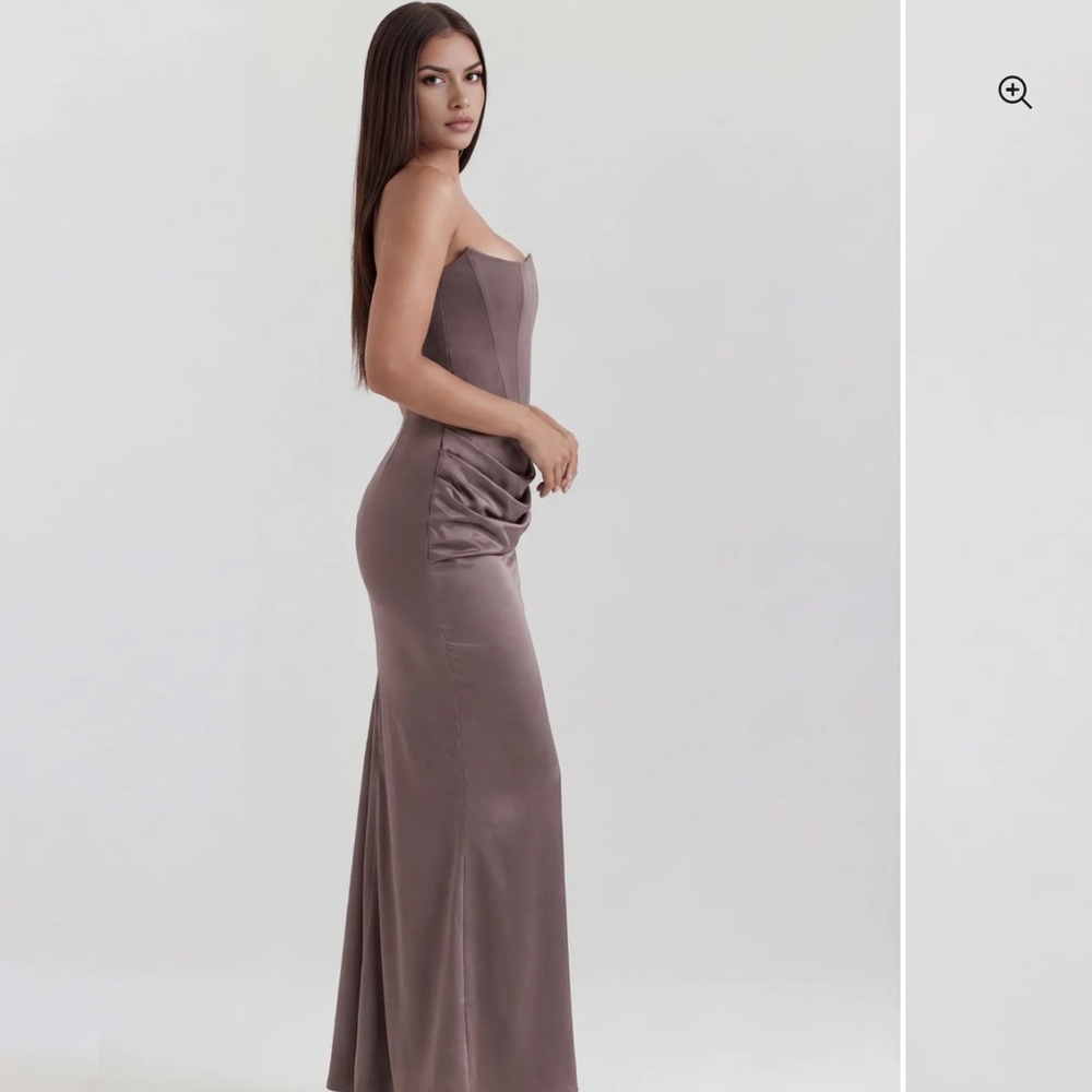 Chic Strapless Taupe Evening Gown- almond muse Rosalind